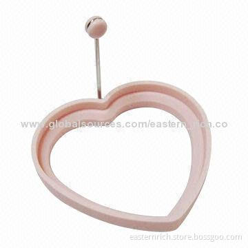 Silicone egg former, heart shape, 11.7x11cm